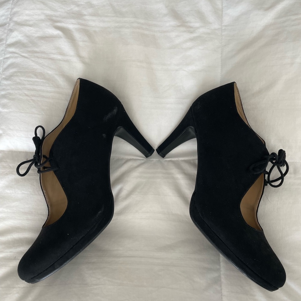 Naturalize size 10 heels - worn ONCE